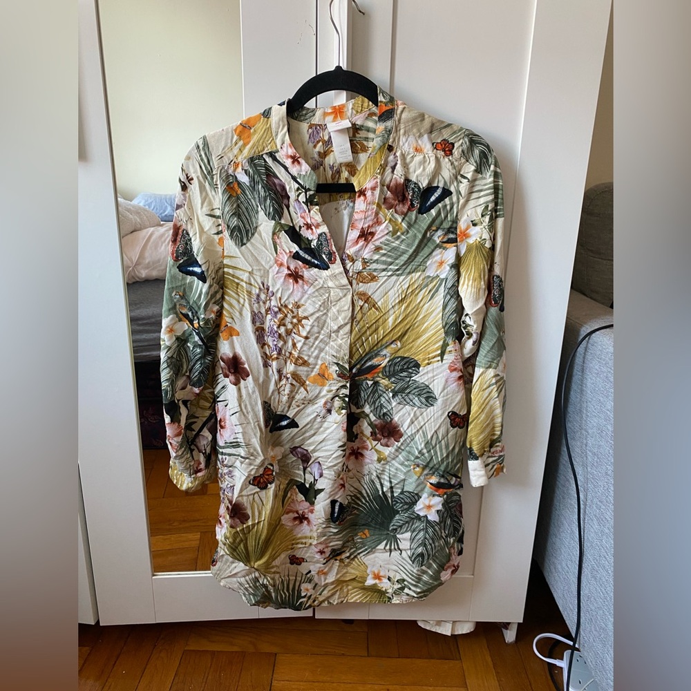 H&M Tropical Floral Bird Blouse Long Sleeve Lightweight Top Size 2 - Picture 3 of 7